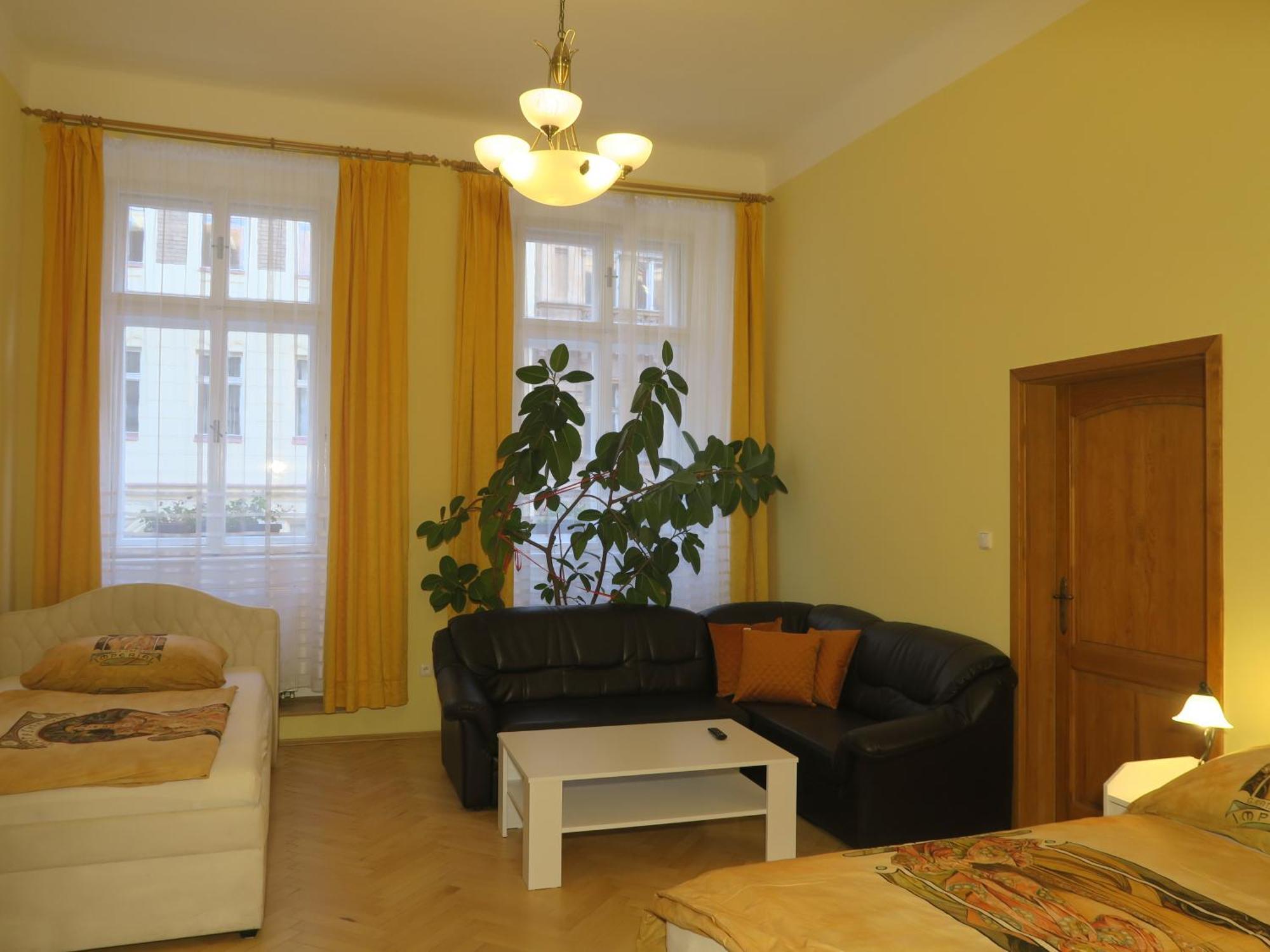 Apartments Near Lesser Town Prague Exterior photo