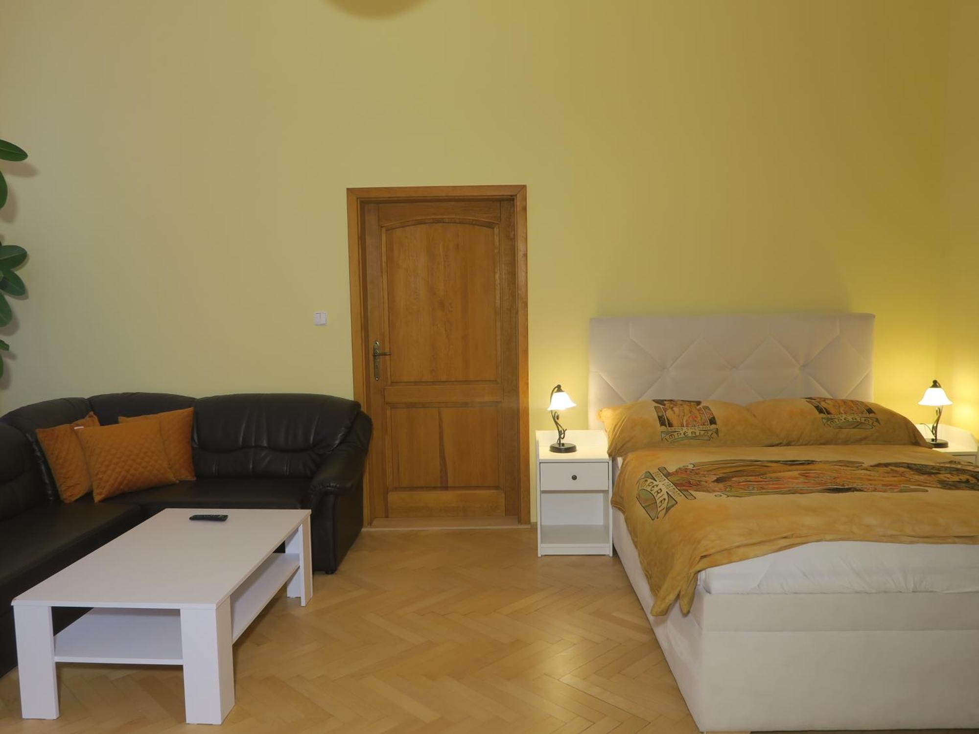 Apartments Near Lesser Town Prague Exterior photo