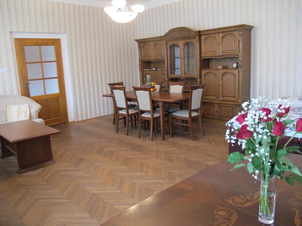 Apartments Near Lesser Town Prague Exterior photo
